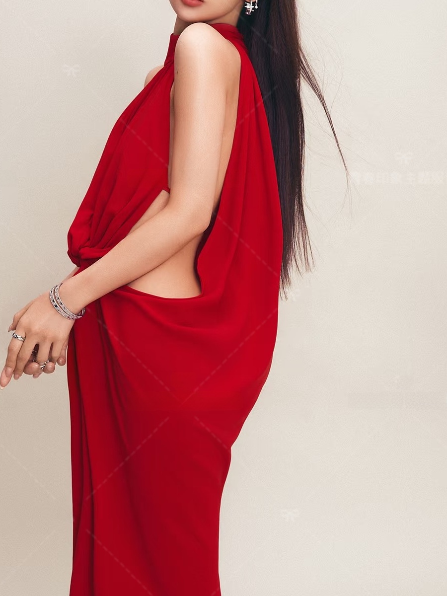 Red Portrait Photography Dress - Ethnic Fashion Photography ulasan dan harga
