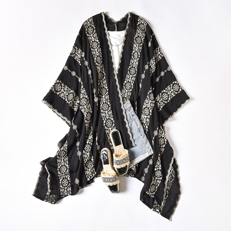 Retro Holiday Shawl Warm Flora - Ethnic Fashion Photography ulasan dan harga