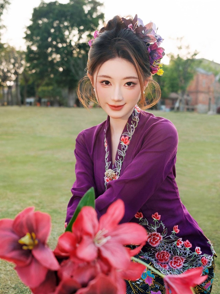 New Ethnic Style Women's Cloth - Ethnic Fashion Photography ulasan dan harga